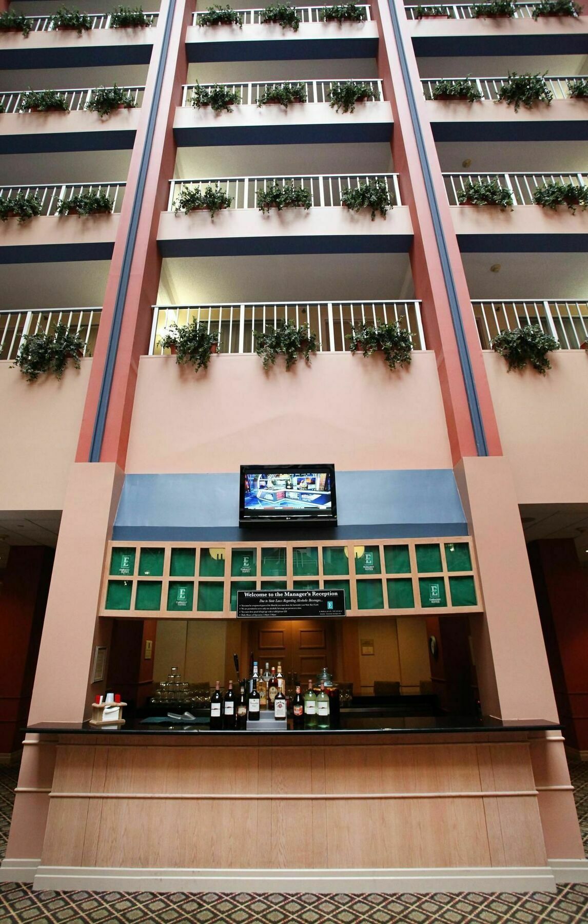 Embassy Suites Cincinnati - Rivercenter Covington Restaurant foto